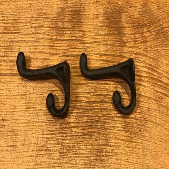 Two (2) Cast Iron Black 2 3/4" tall Double Wall Hooks Two (2) 0170-01202 - Picture 3 of 16